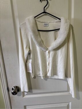 Sunday Best Faux-Fur Collar Button Front Cardigan in Espace Colour